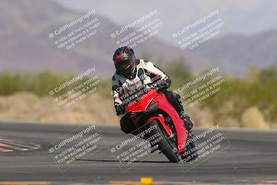 media/Nov-06-2023-Moto Forza (Mon) [[ce023d0744]]/3-Intermediate Group/Session 3 (Turn 5)/